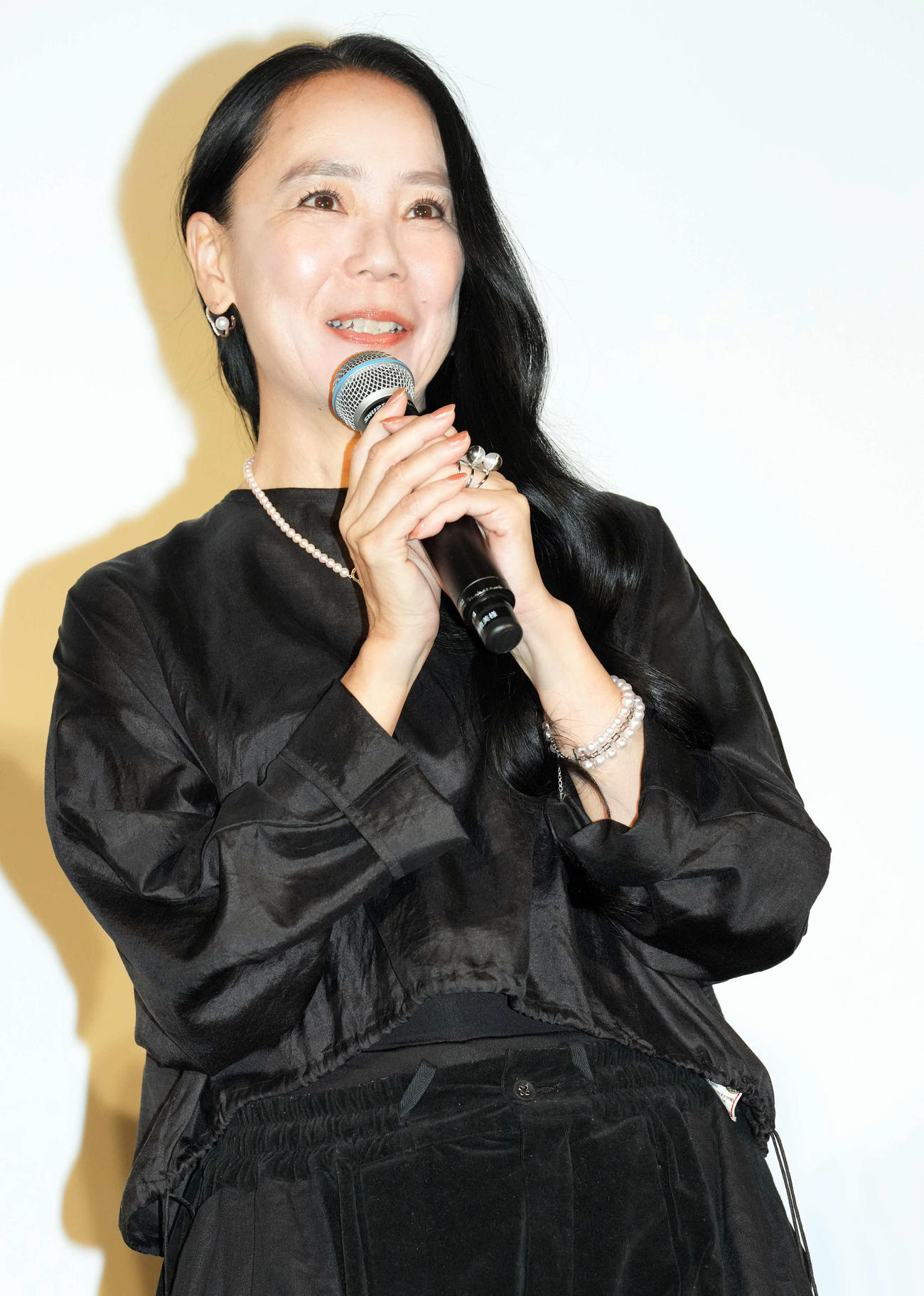 東京国際映画祭の公式上映を前に舞台あいさつに登壇した河瀨直美（撮影・たえ見朱実）