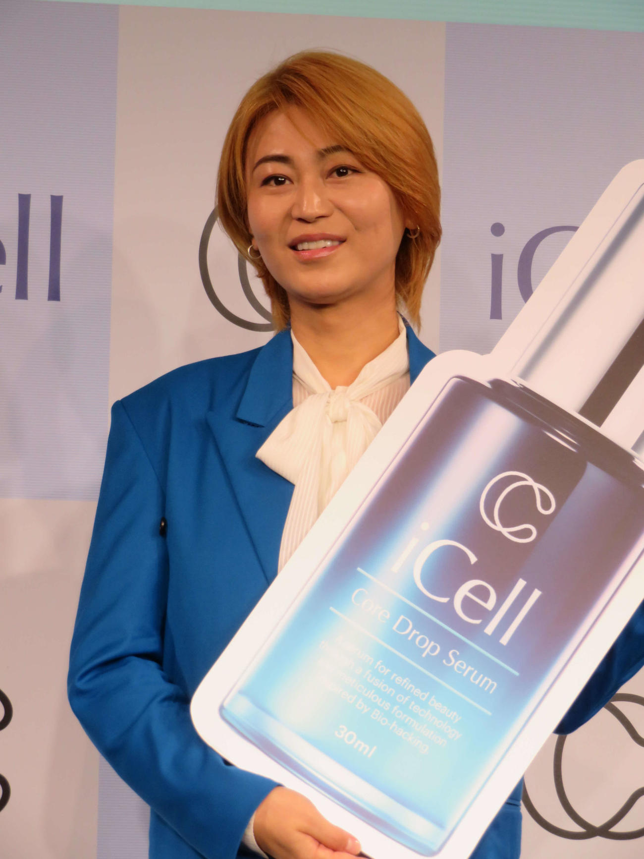 再生医療スキンケアブランド「iCell」のアンバサダーに就任した氷川きよし