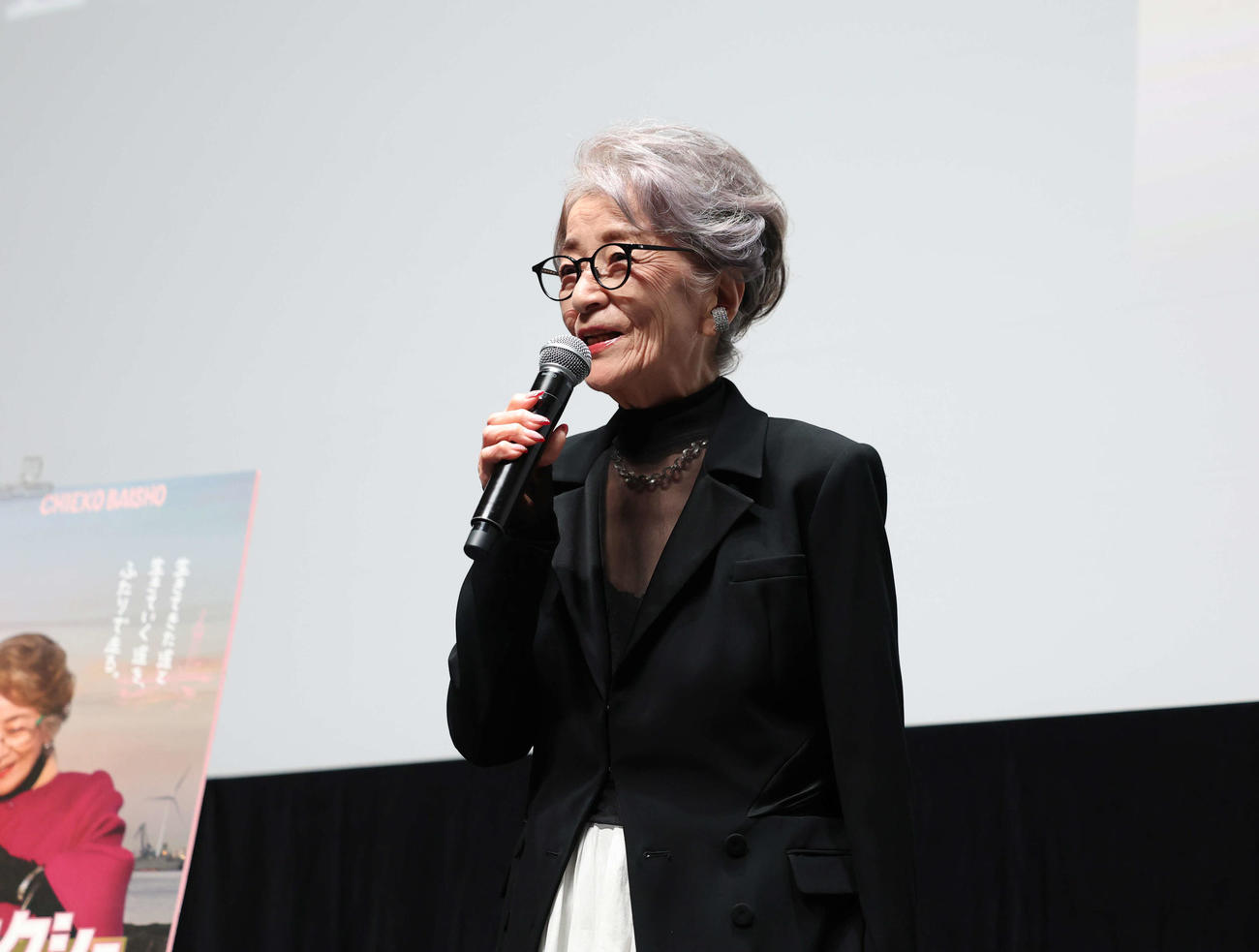 ＜センターピース上映＞で話をする倍賞千恵子（撮影・増田悦実）