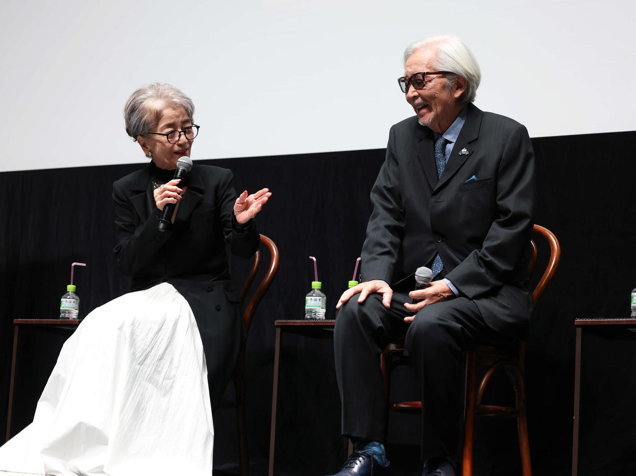 ＜センターピース上映＞で笑顔を話す倍賞千恵子（左）と山田洋次監督（撮影・増田悦実）