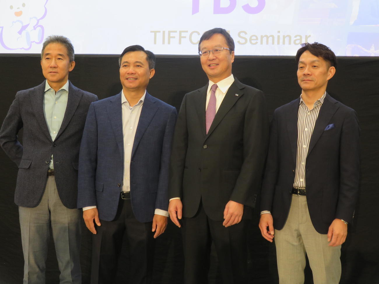 TIFFCOM2025 TBSセミナー「Inspiring Global Love for Japan～TBSグローバルビジネスの挑戦と未来～」に登壇した、左から太田裕之氏、ド・タイン・ハイ氏、龍宝正峰氏、瀬戸口克陽氏