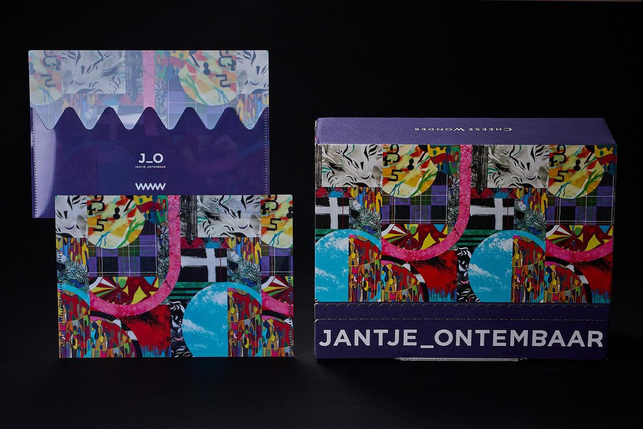 セレクトショップ「ヤンチェ・オンデンバール（JANTJE_ONTEMBAAR）」が「チーズ・ワンダー（CHEESE WONDER）」とコラボしたチーズケーキの限定パッケージ