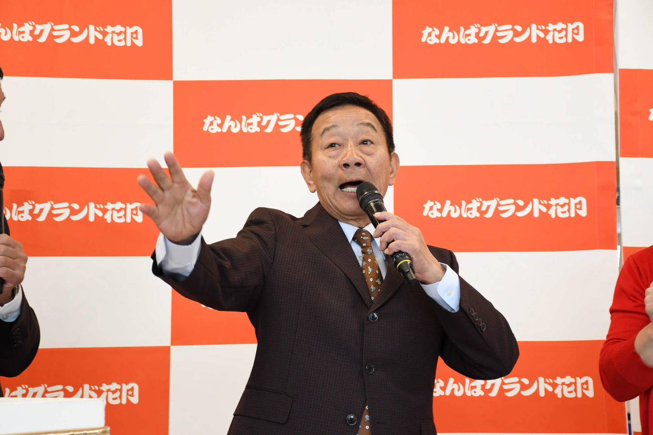 「なんばグランド花月　38周年キャンペーン」イベントに登場したオール阪神（撮影・阪口孝志）