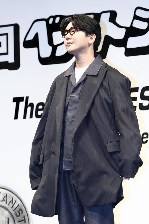 協議会選出部門特別貢献賞を受賞した声優の花江夏樹（撮影・河田真司）