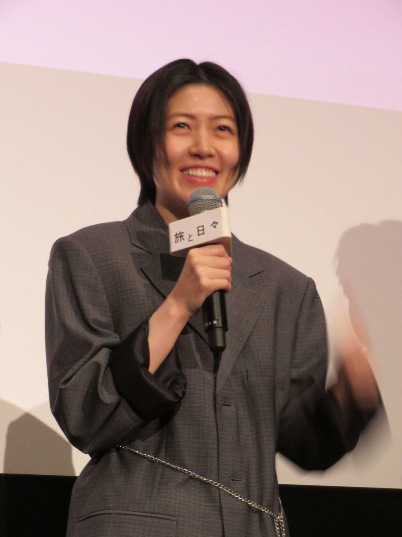 映画「旅と日々」前夜祭舞台あいさつに登壇したシム・ウンギョン（撮影・村上幸将）