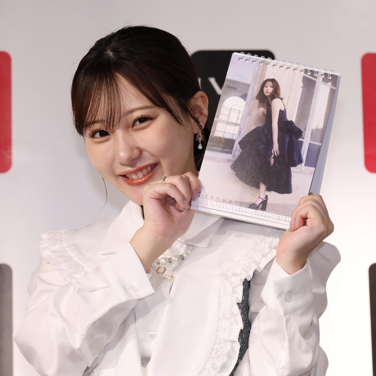 カレンダー発売記念イベントを行った田中美久（撮影・中島郁夫）