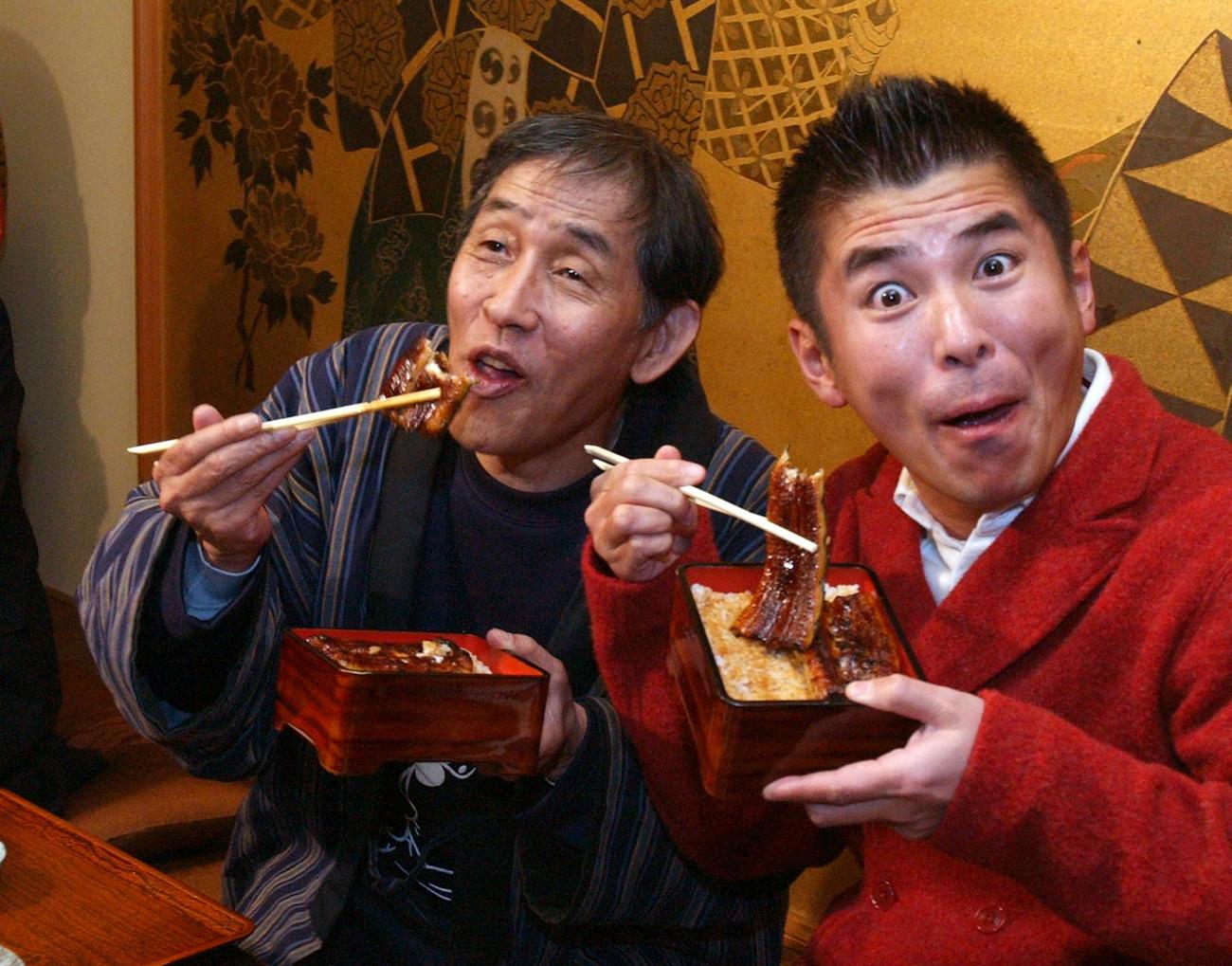 勝俣州和(右)と欽ちゃん（05年2月5日撮影）