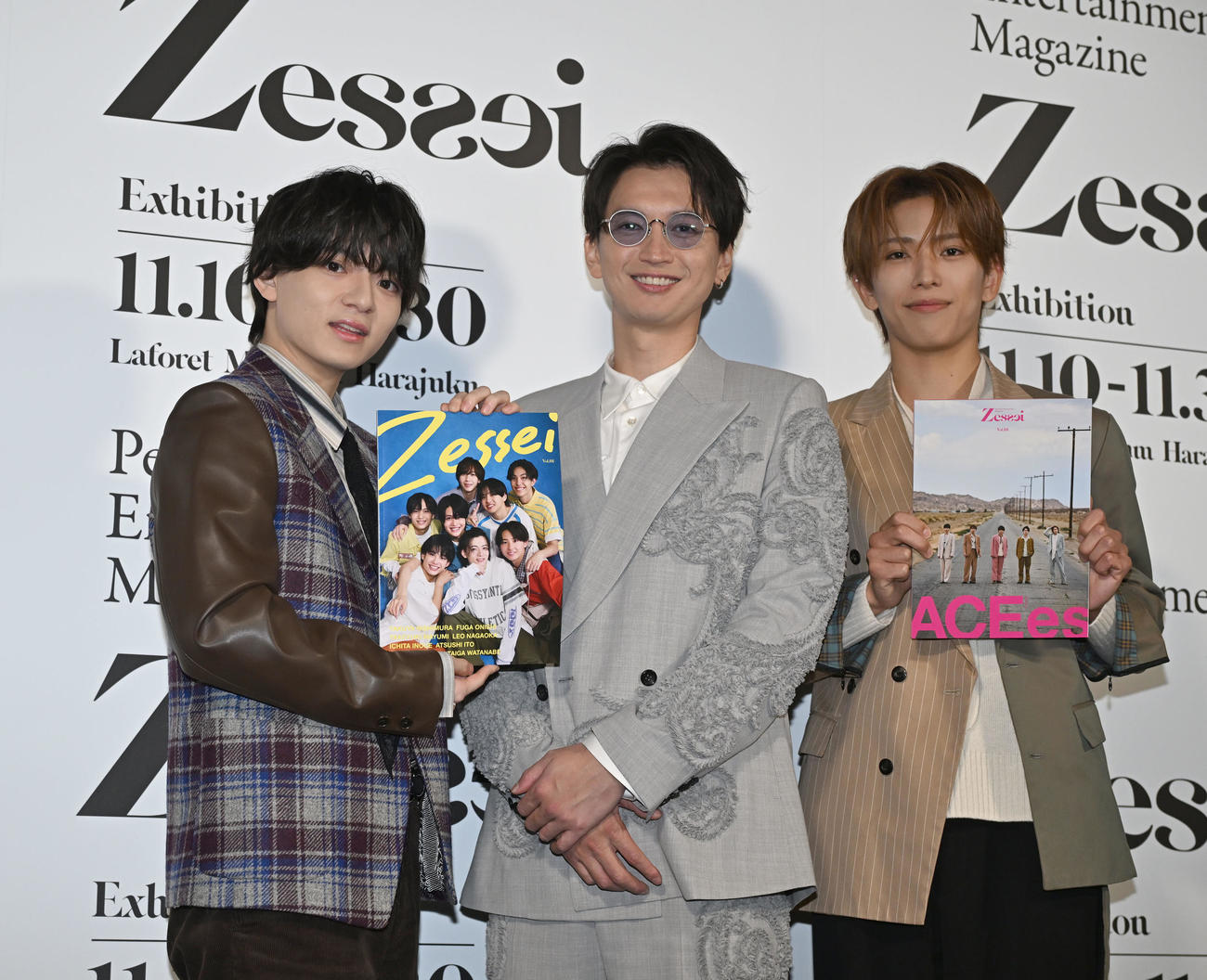 エンタメマガジン「Zessei（ゼッセイ）」をPRする、左から西村拓哉、大倉忠義、深田竜生（撮影・千葉一成）
