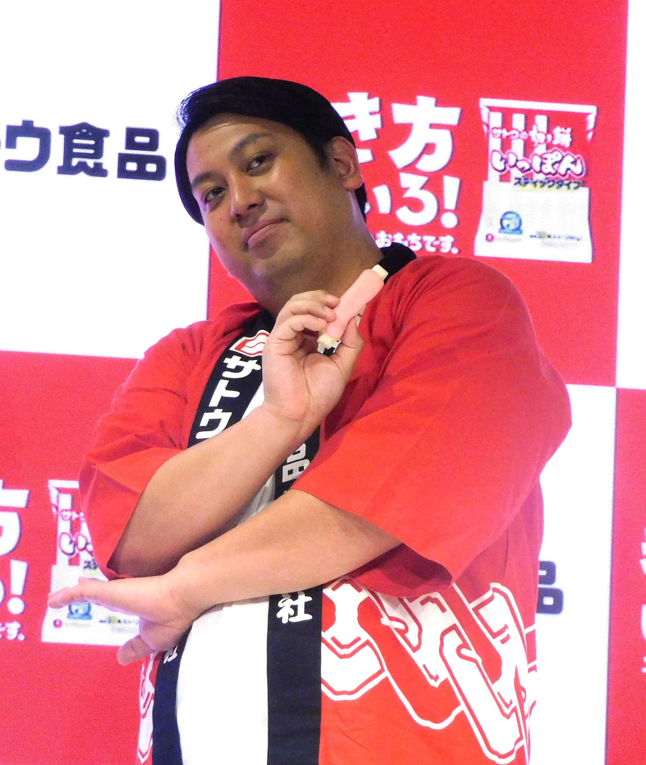 サトウの切り餅いっぽん新WEBCM発表会＆記念日制定式に出席したレインボージャンボたかお（撮影・寺本吏輝）