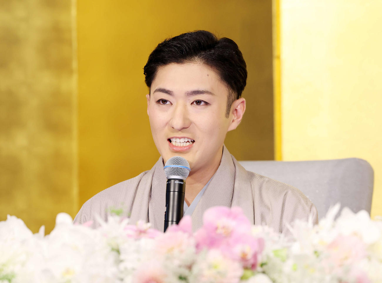 婚約会見に臨む中村橋之助（撮影・鈴木正人）