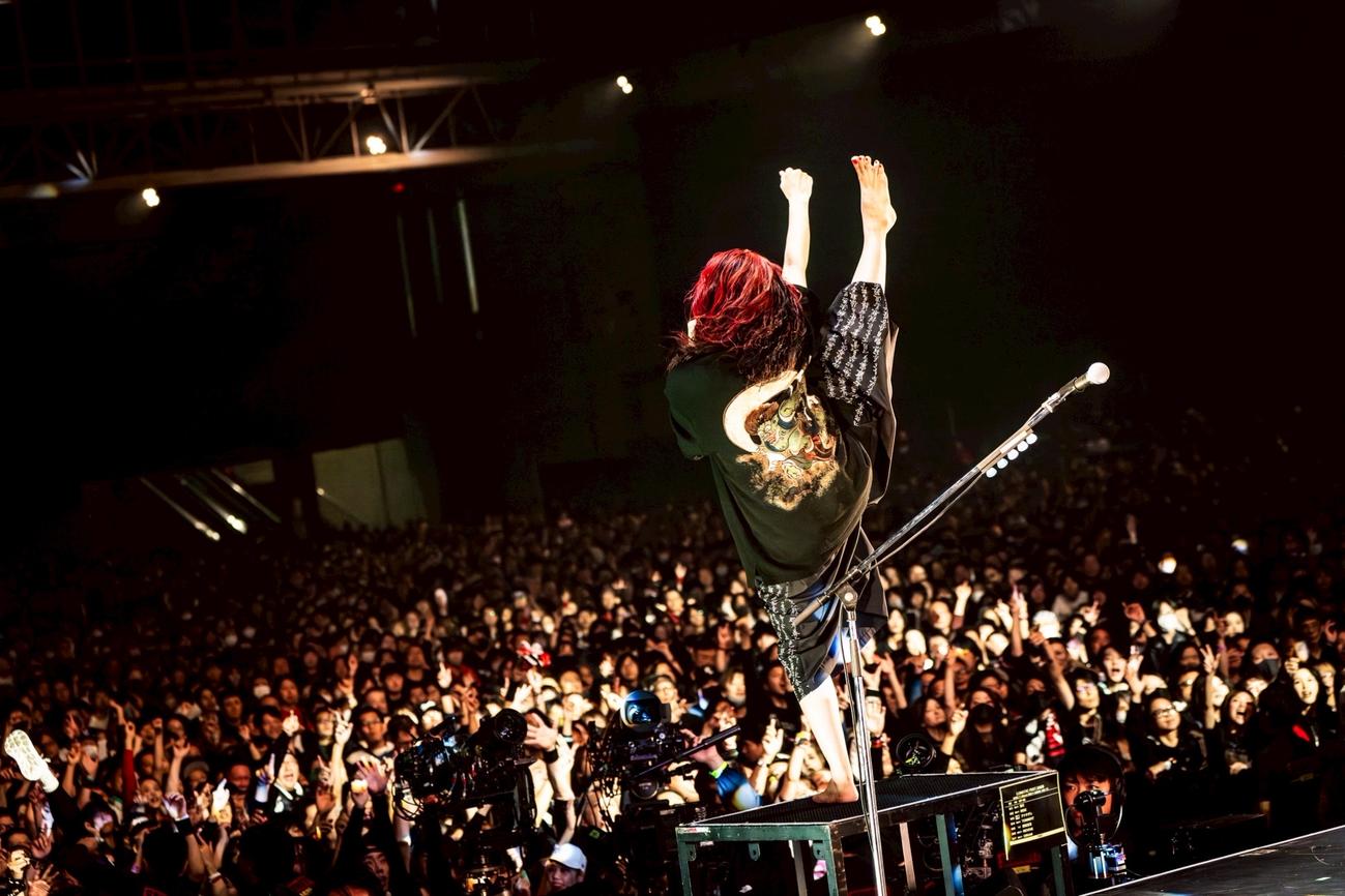「LUNATIC FEST.2025」2日目に出演したNEMOPHILAのmayu