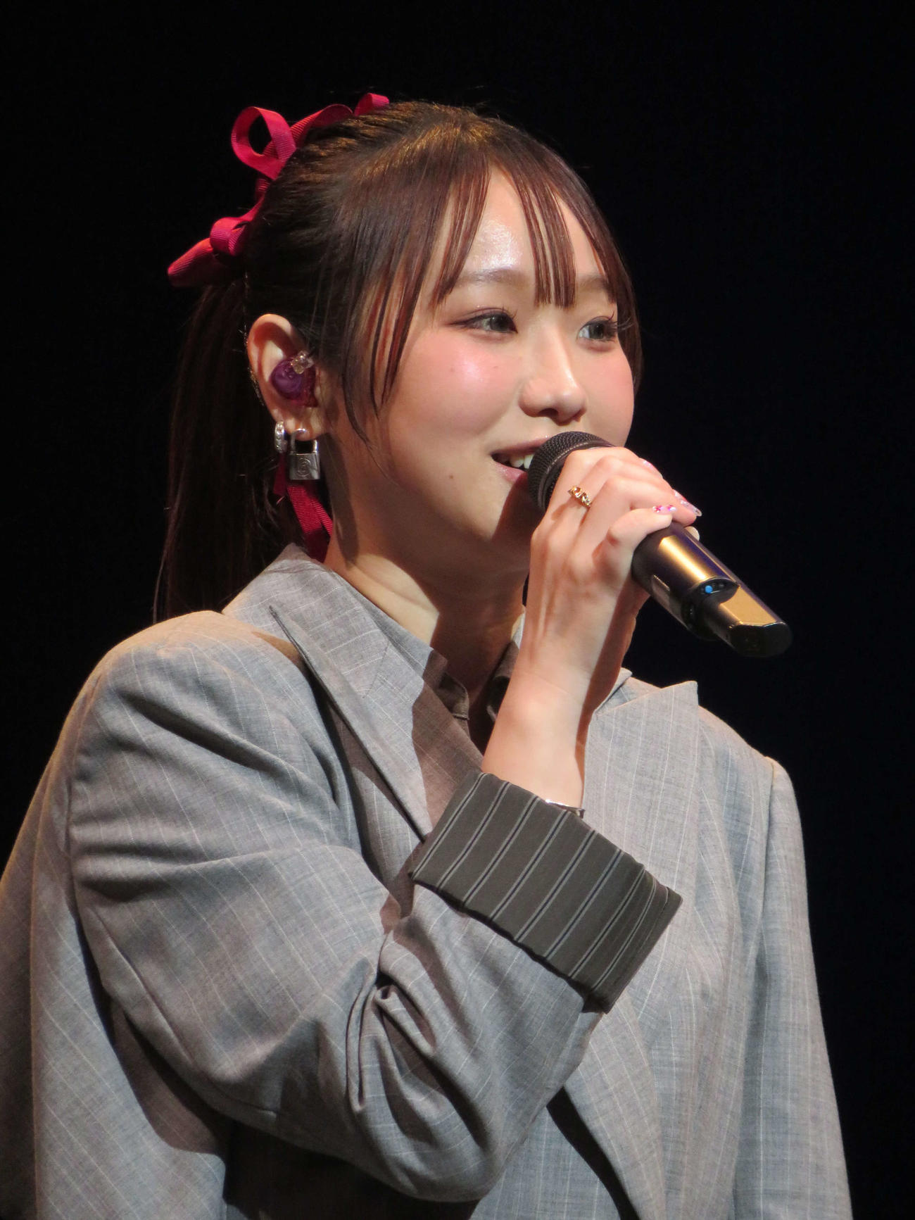 シティーポップの名曲を集めたライブ「City Pop Live」に参加した荒井麻珠