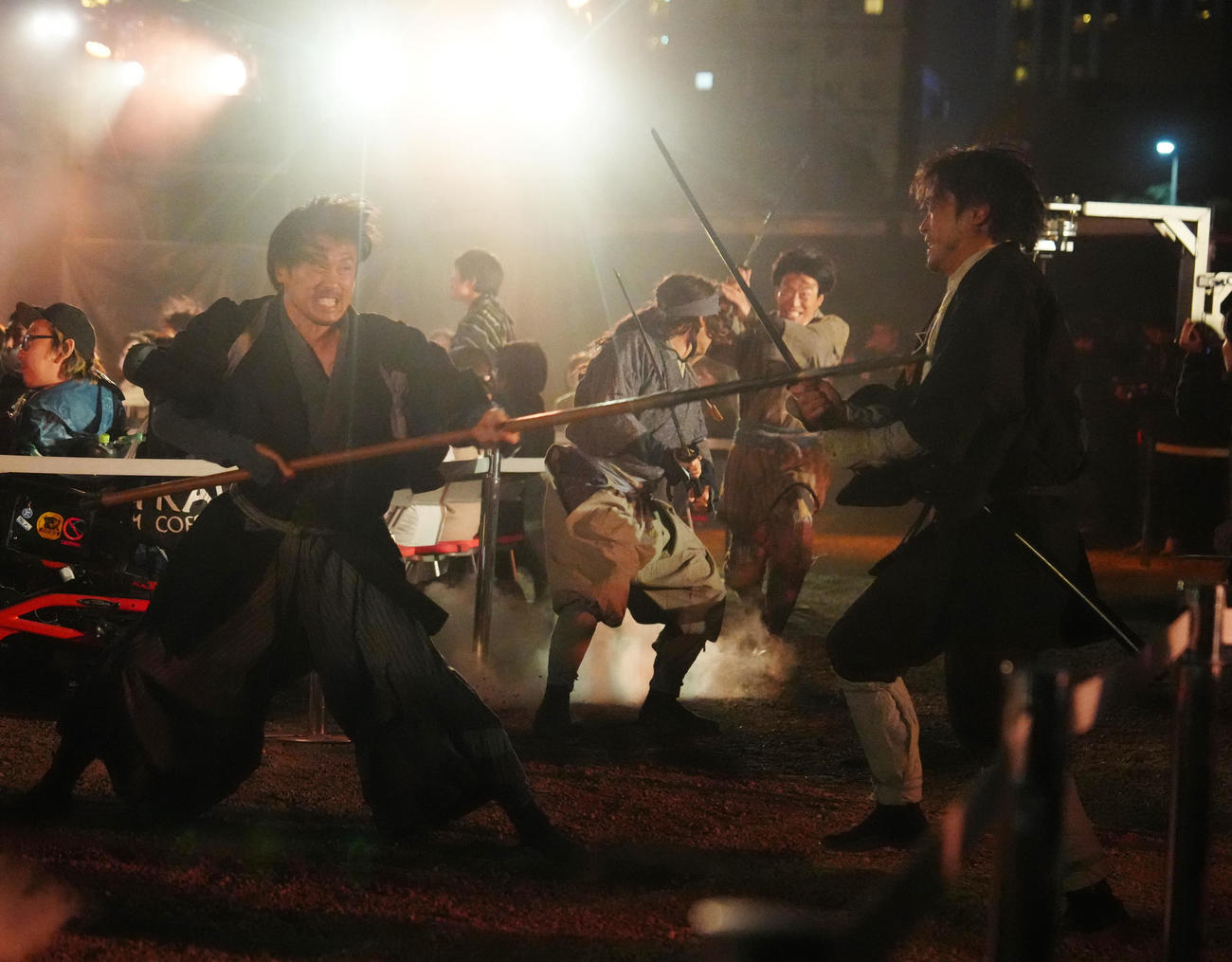 浅草寺本堂裏で行われるNetflixシリーズ「イクサガミ」戦神祭（撮影・江口和貴）