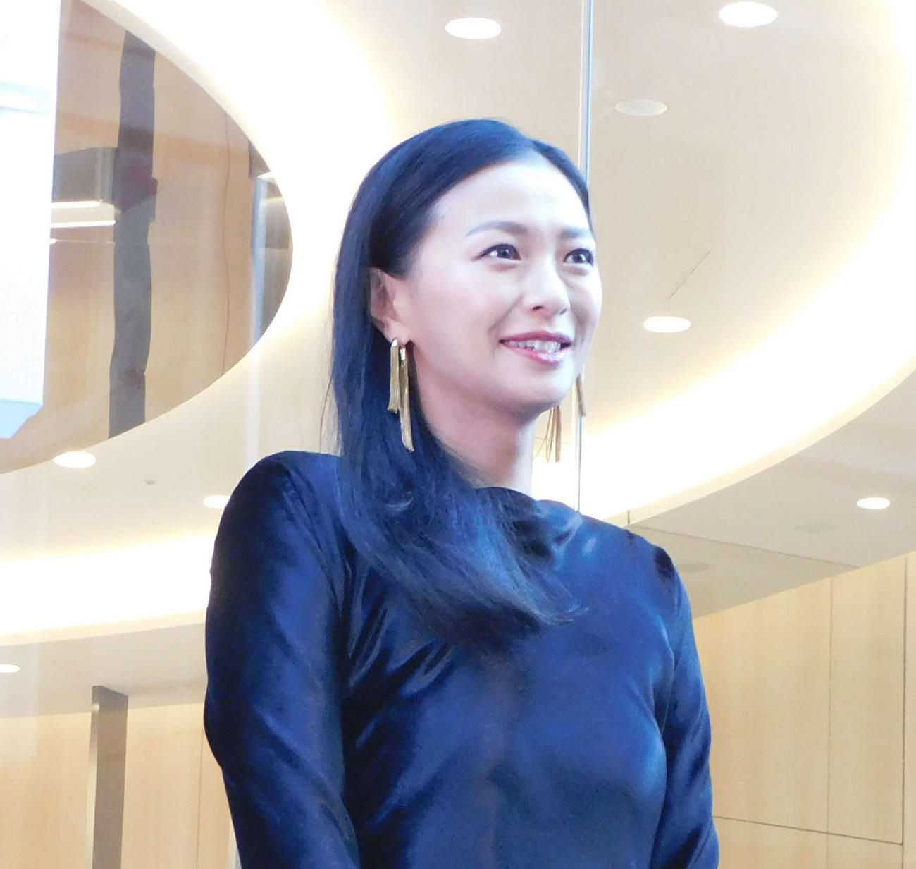 「ReFa GINZA」オープニングセレモニーに出席した栄倉奈々（撮影・寺本吏輝）