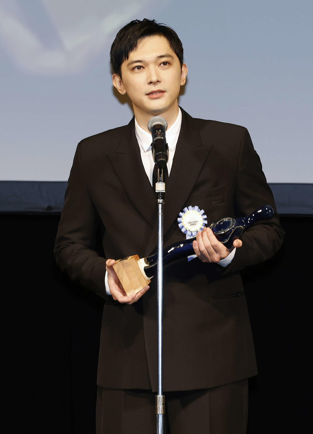 TAMA映画賞授賞式　最優秀男優賞を授賞し、話す吉沢亮（撮影・山本朝陽）