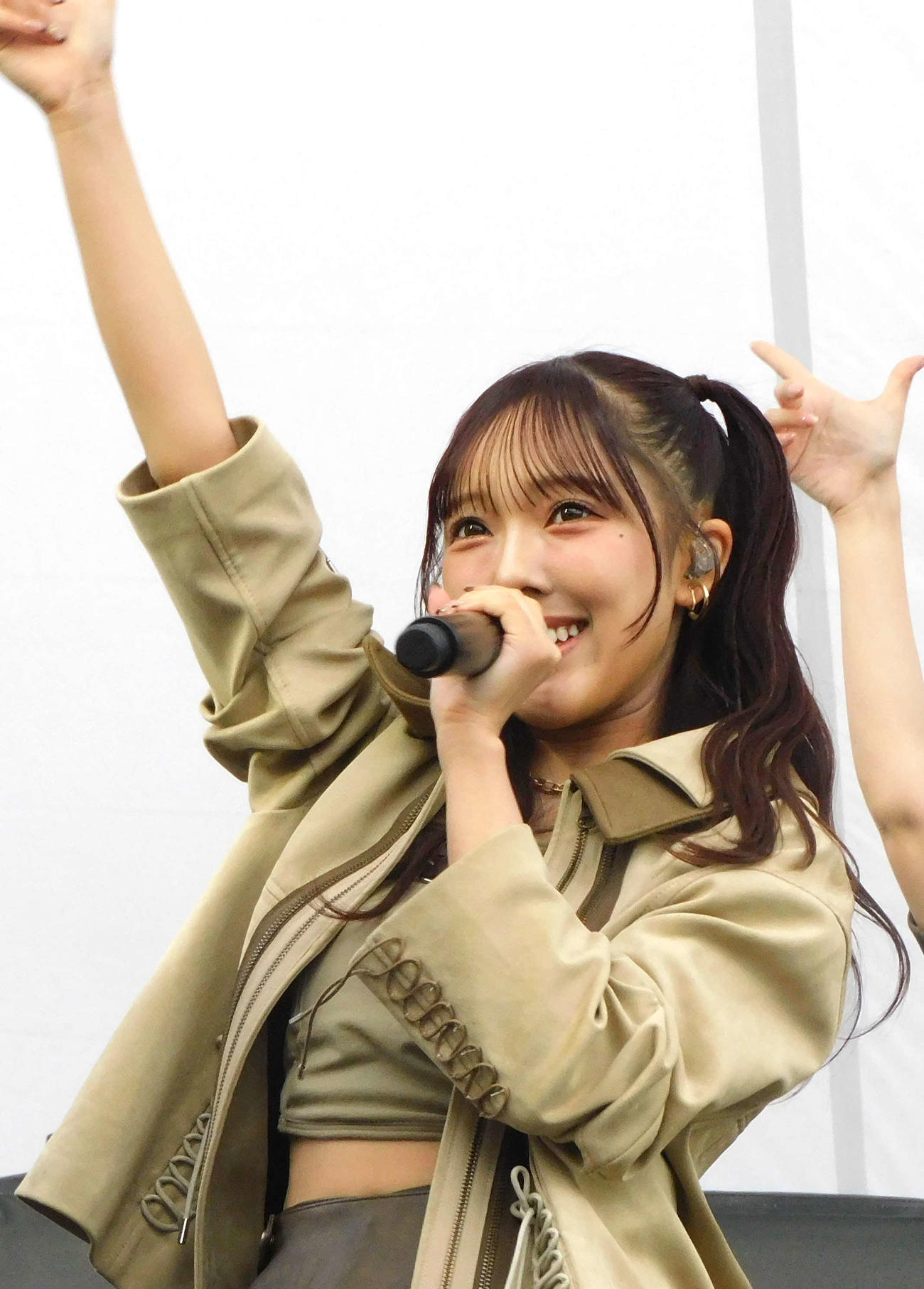 11thシングル「排他的ファイター」の発売記念スペシャルリリースイベントでパフォーマンスする≠ME落合希来里（撮影・寺本吏輝）