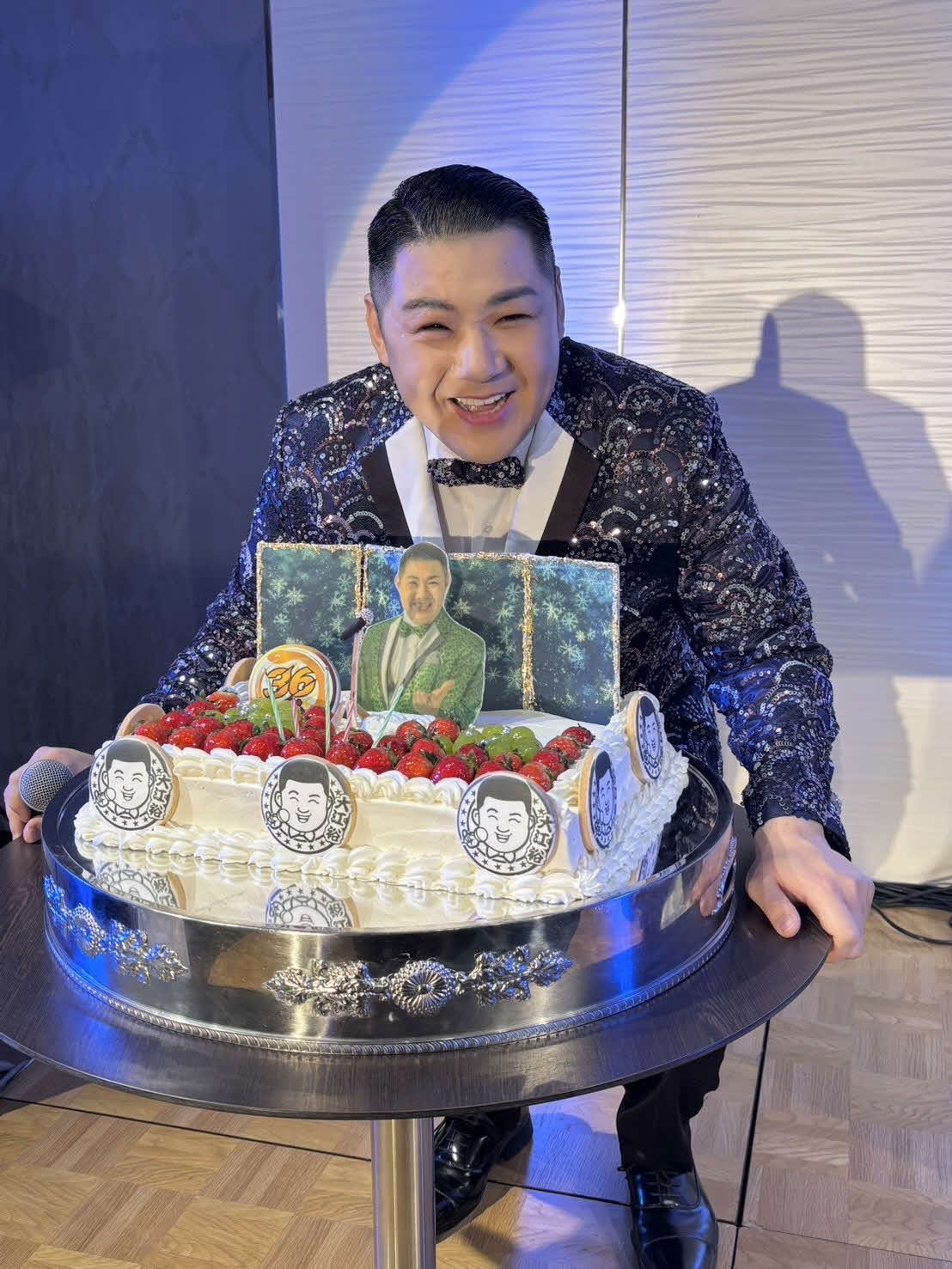 故郷の大阪・岸和田でバースデーディナーショーを行った大江裕