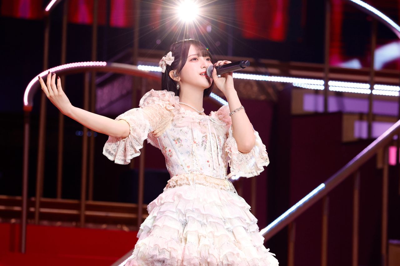 8周年ツアー愛知公演を開催した＝LOVE。歌唱する佐々木舞香