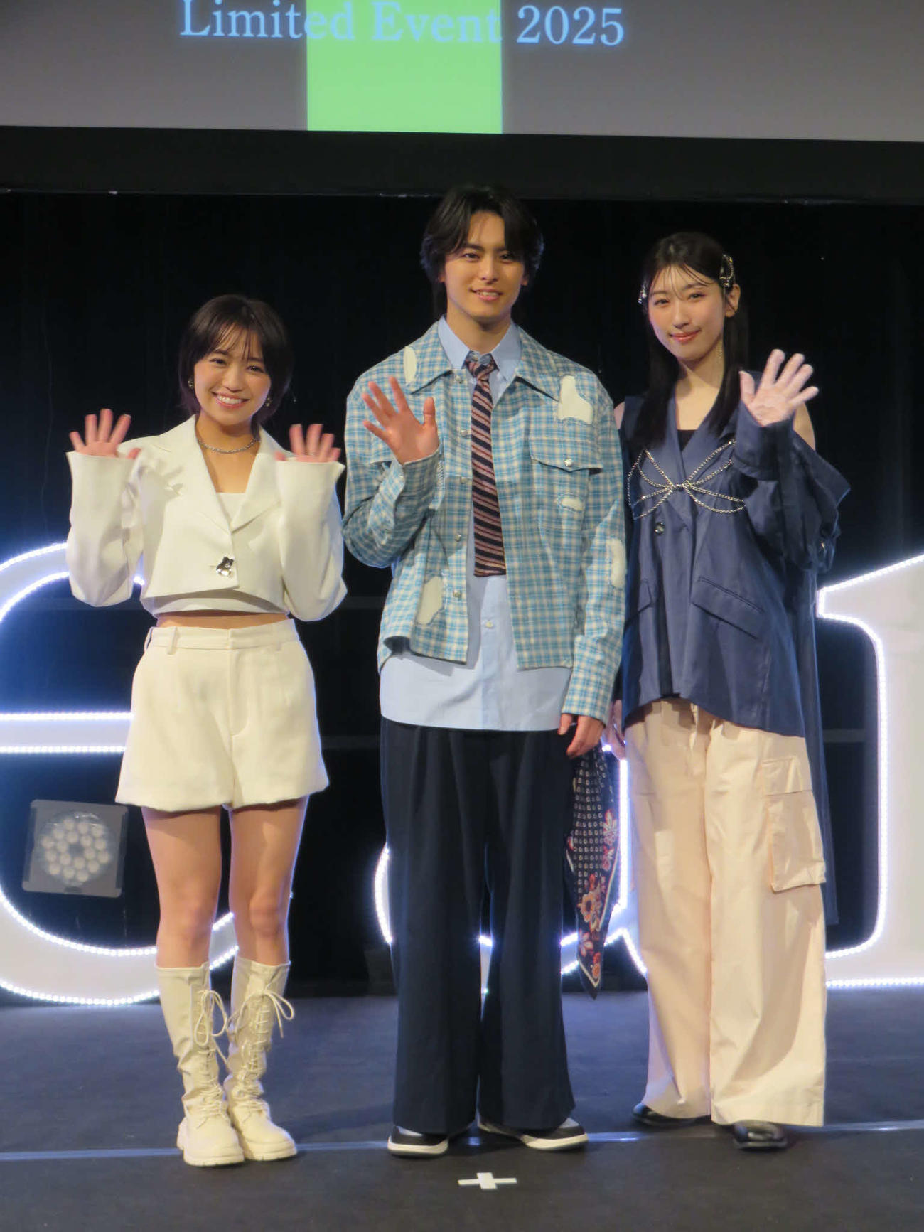 9年ぶりに1日限りの復活を果たしたDream5の、左から大原優乃、高野洸、日比美思