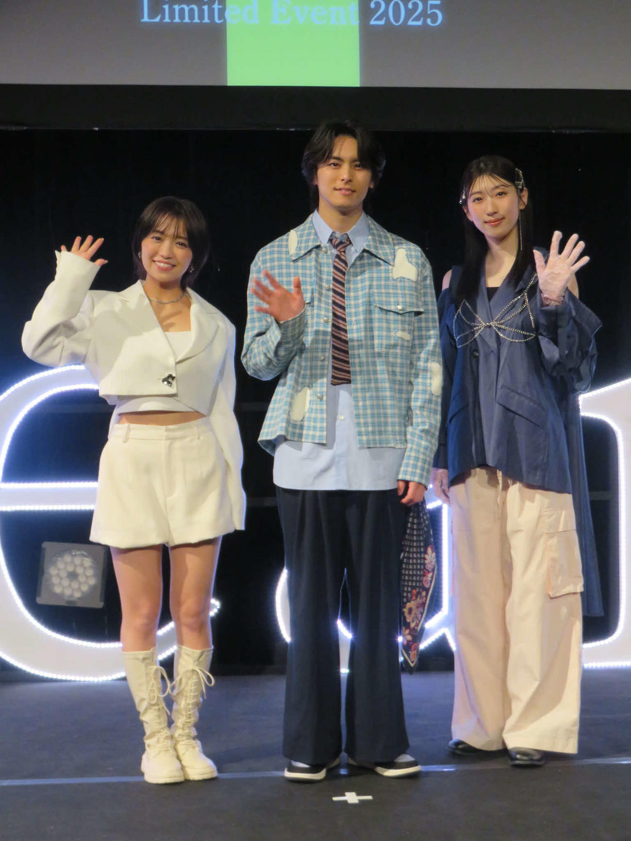 9年ぶりに1日限りの復活を果たしたDream5の、左から大原優乃、高野洸、日比美思