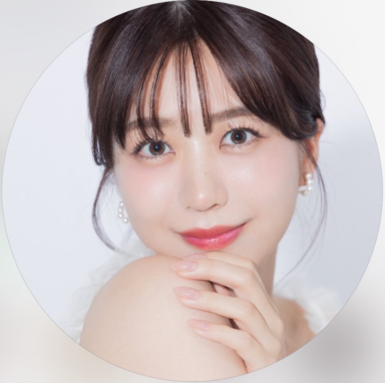 篠崎彩奈のインスタグラムから