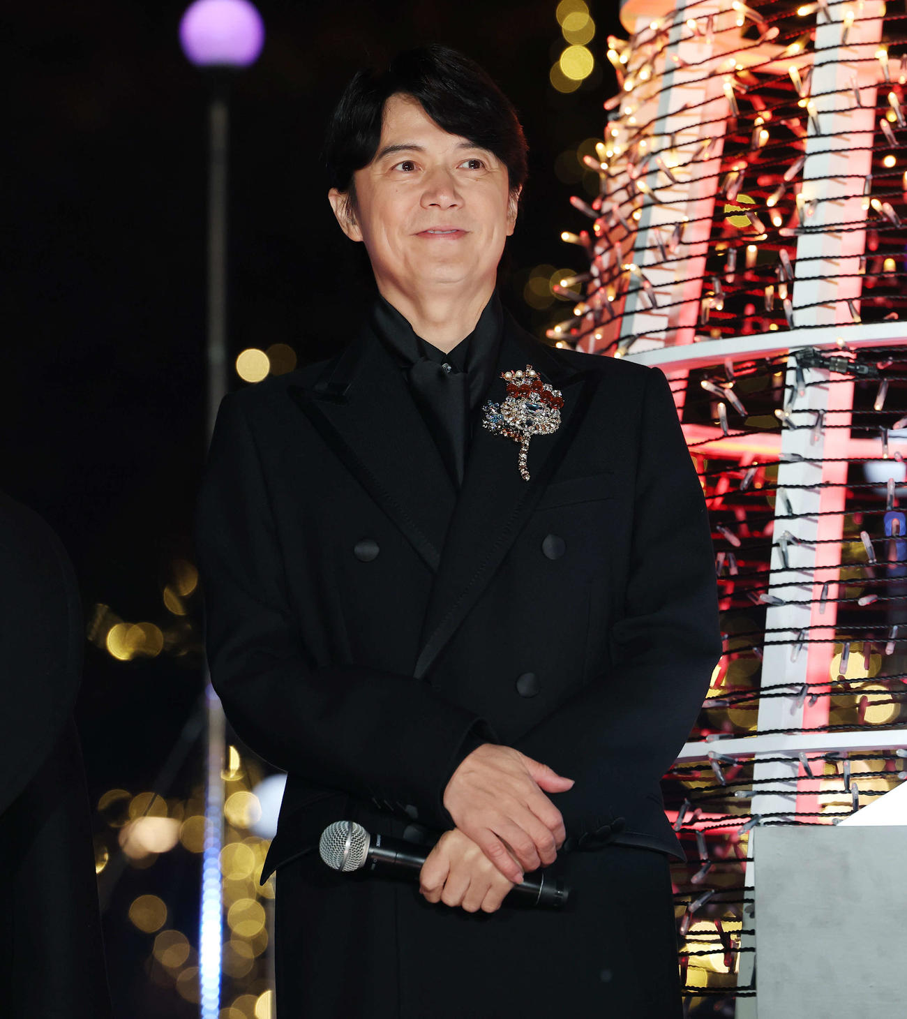 「映画ラストマン－FIRST LOVE－」プレミアム点灯式で笑顔を見せる福山雅治（撮影・宮地輝）