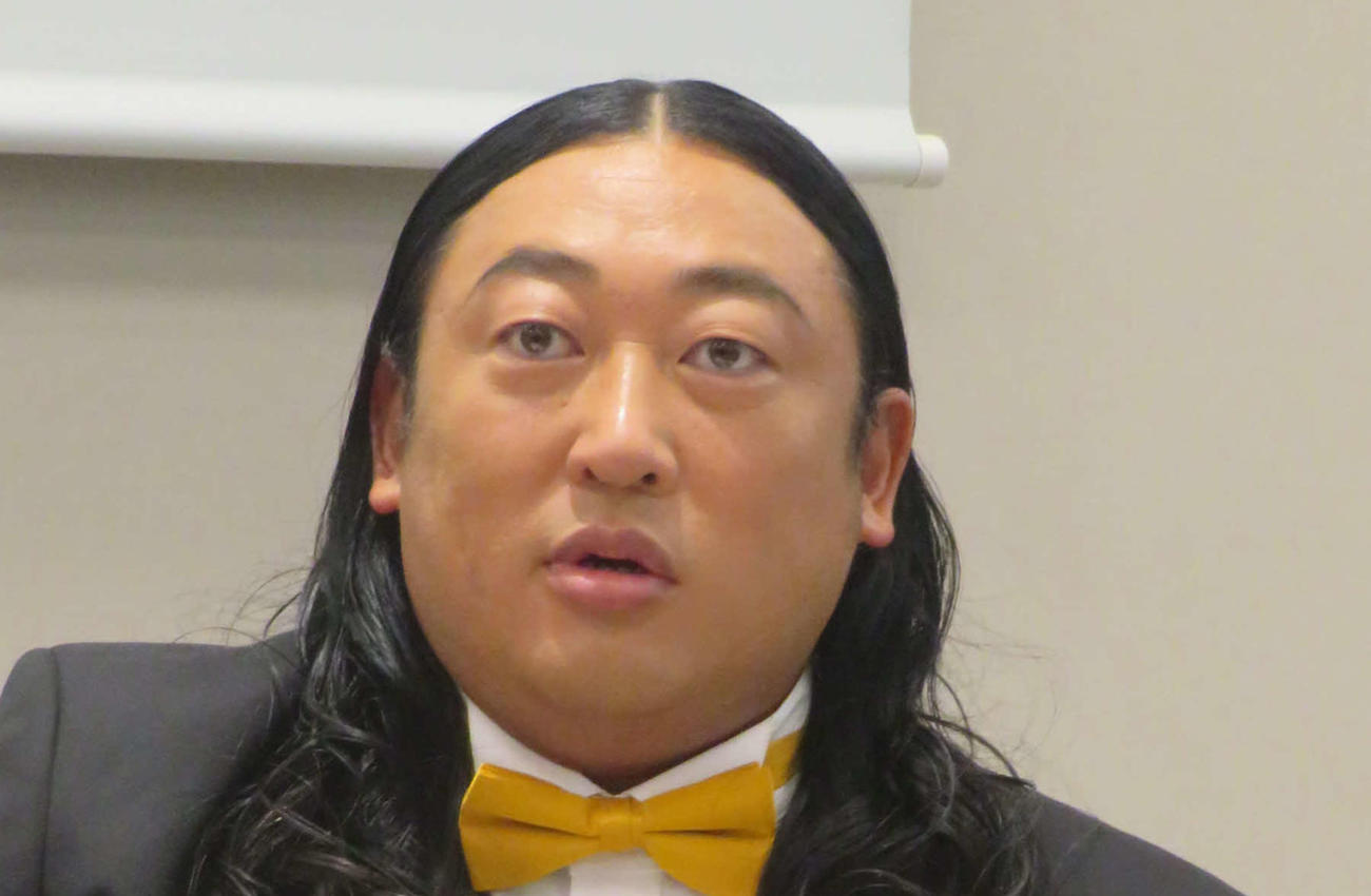 秋山竜次（2025年3月）