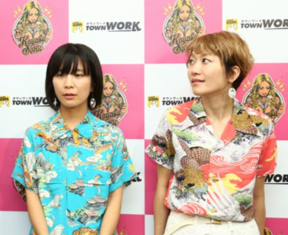 チャットモンチーの橋本絵莉子（左）と福岡晃子（2017年撮影）