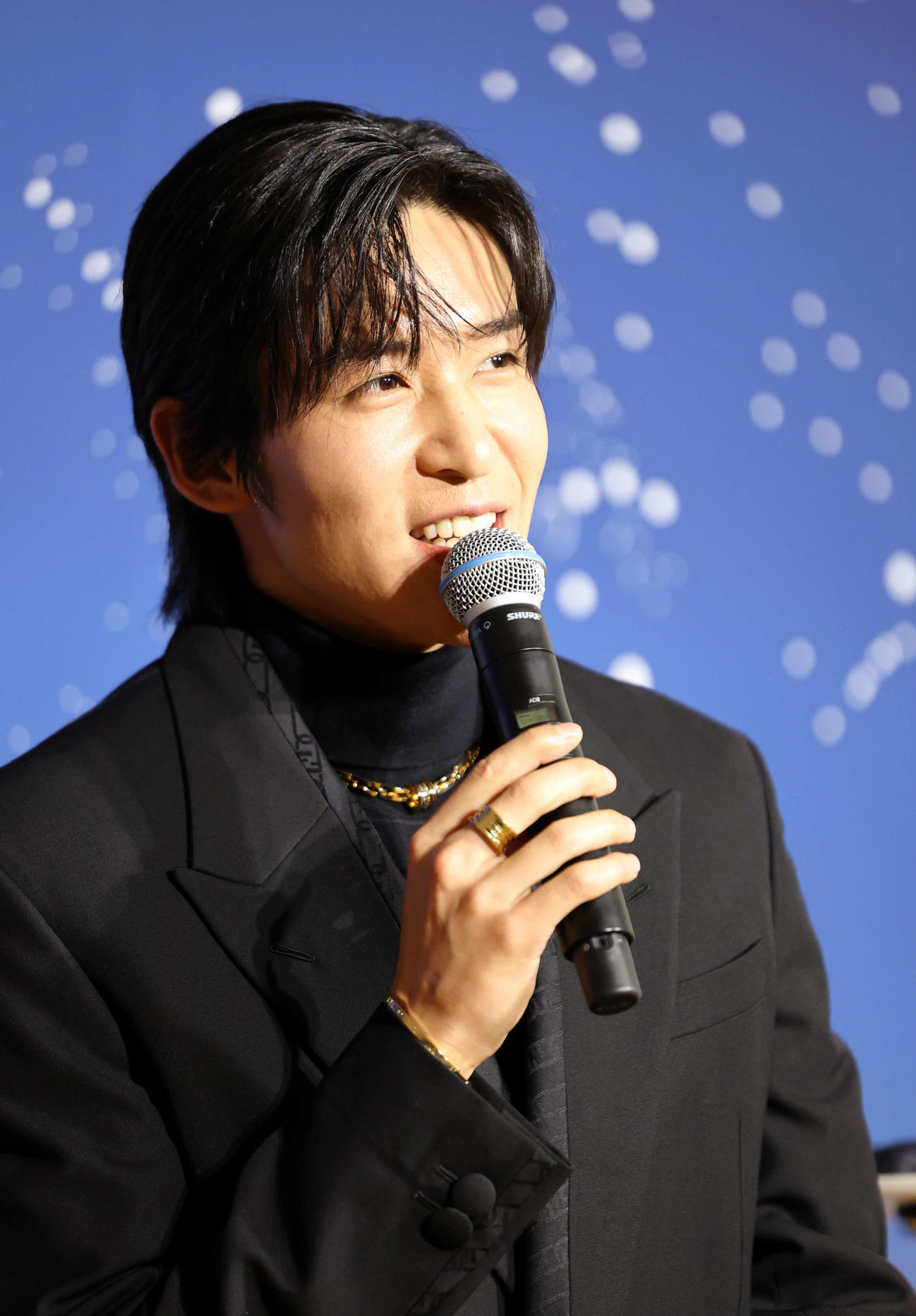 ブルガリのアンバサダー就任記者会見で笑顔で思いを語る目黒蓮（撮影・浅見桂子）
