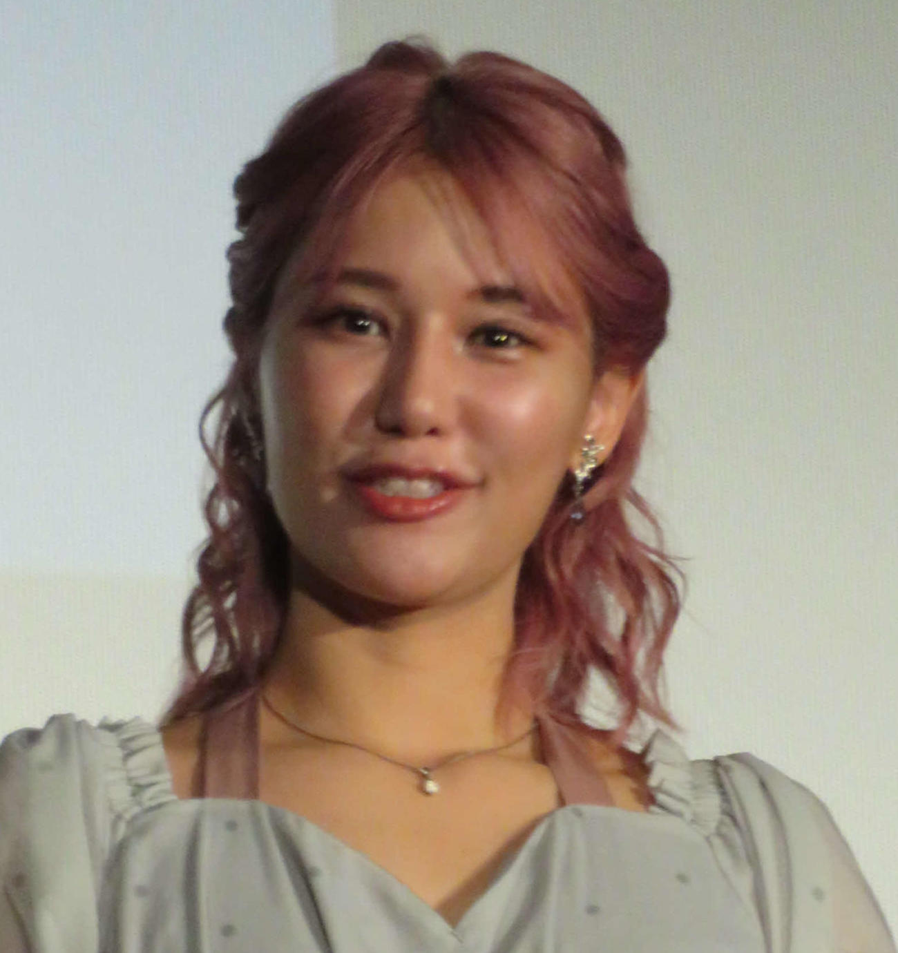 鈴木まりや（2022年撮影）