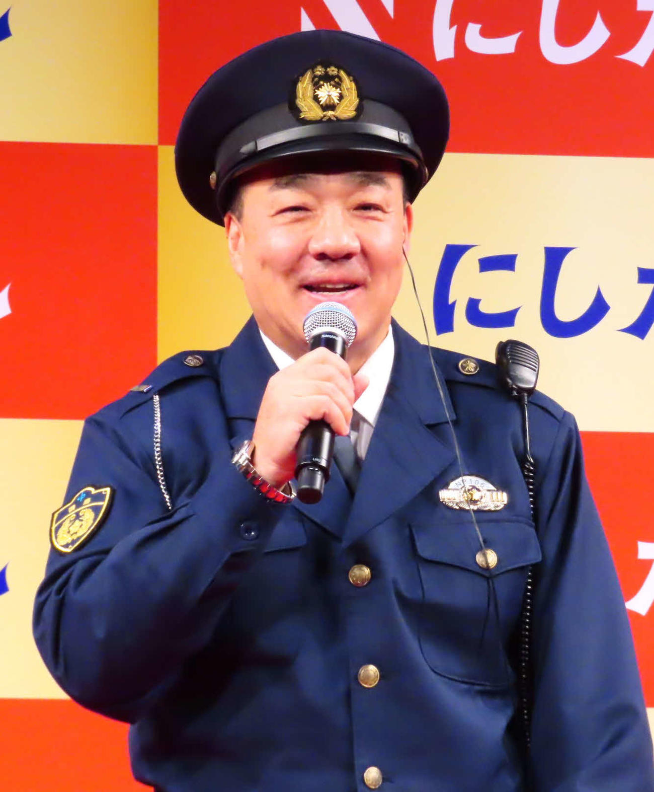にしたんクリニック新CM発表会に出席した西村誠司社長