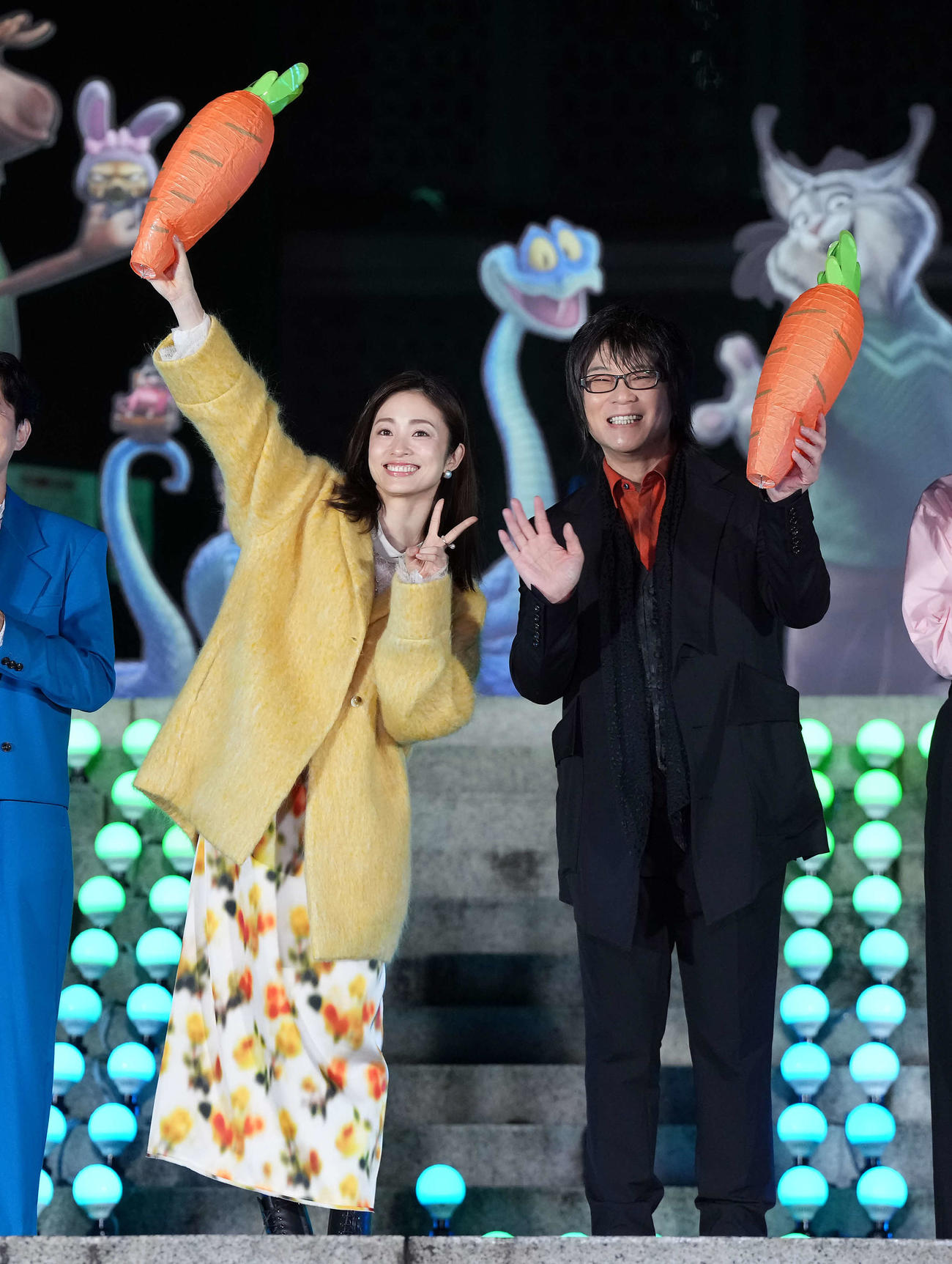 映画「ズートピア2」のヒット祈願イベントに登壇した上戸彩（左）と森川智之（撮影・たえ見朱実）