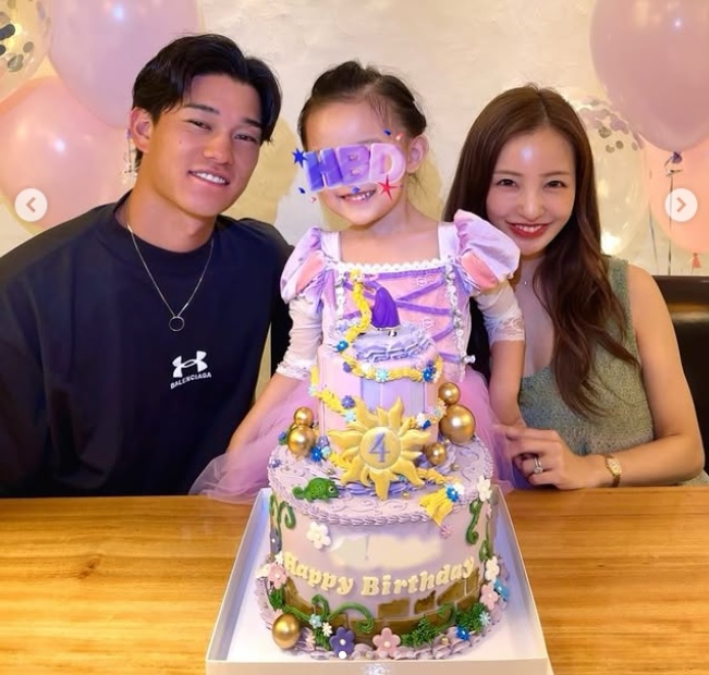 板野友美のインスタグラムから