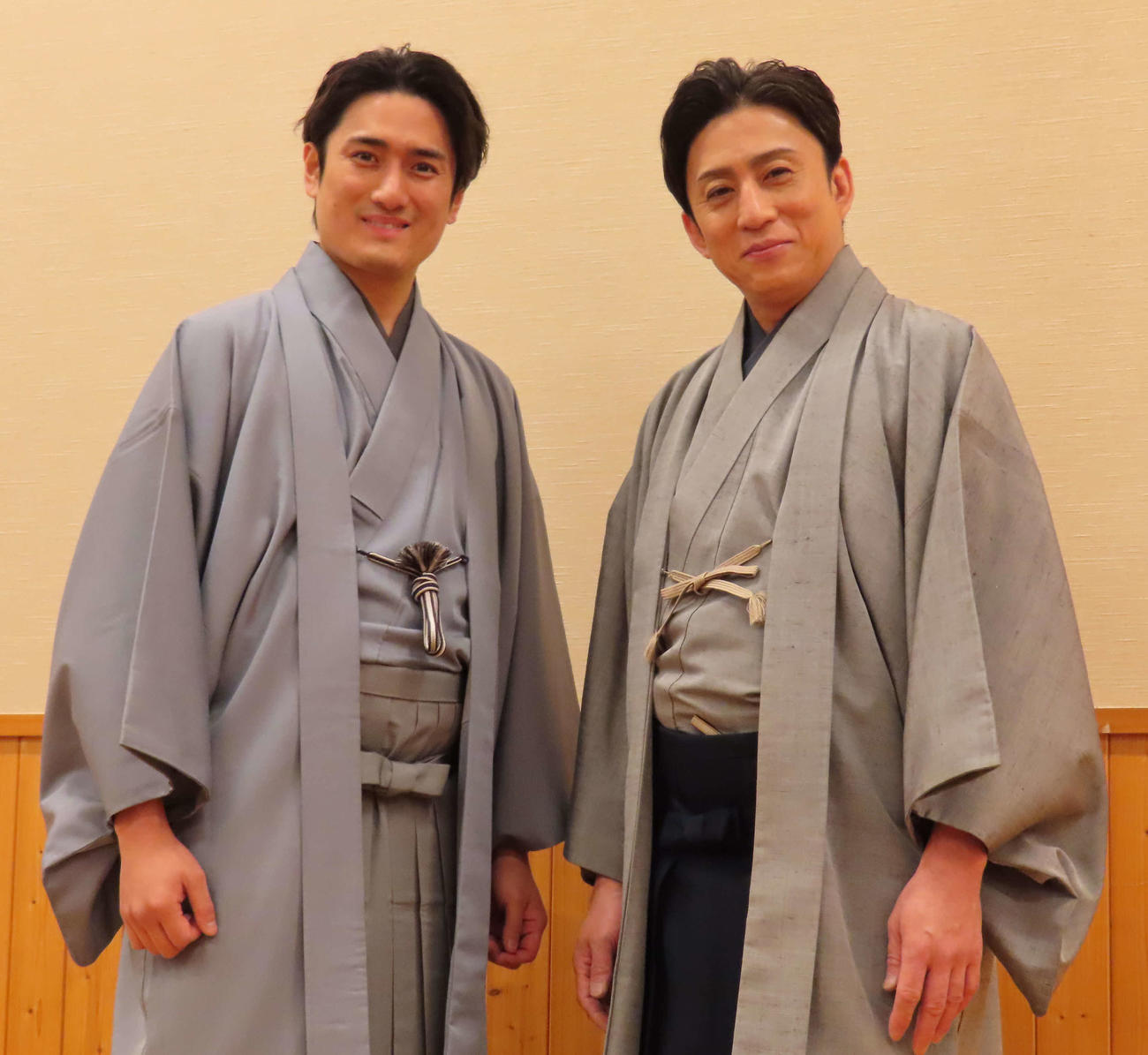「壽　初春大歌舞伎」の「女殺油地獄」取材会に出席した中村隼人（左）、松本幸四郎