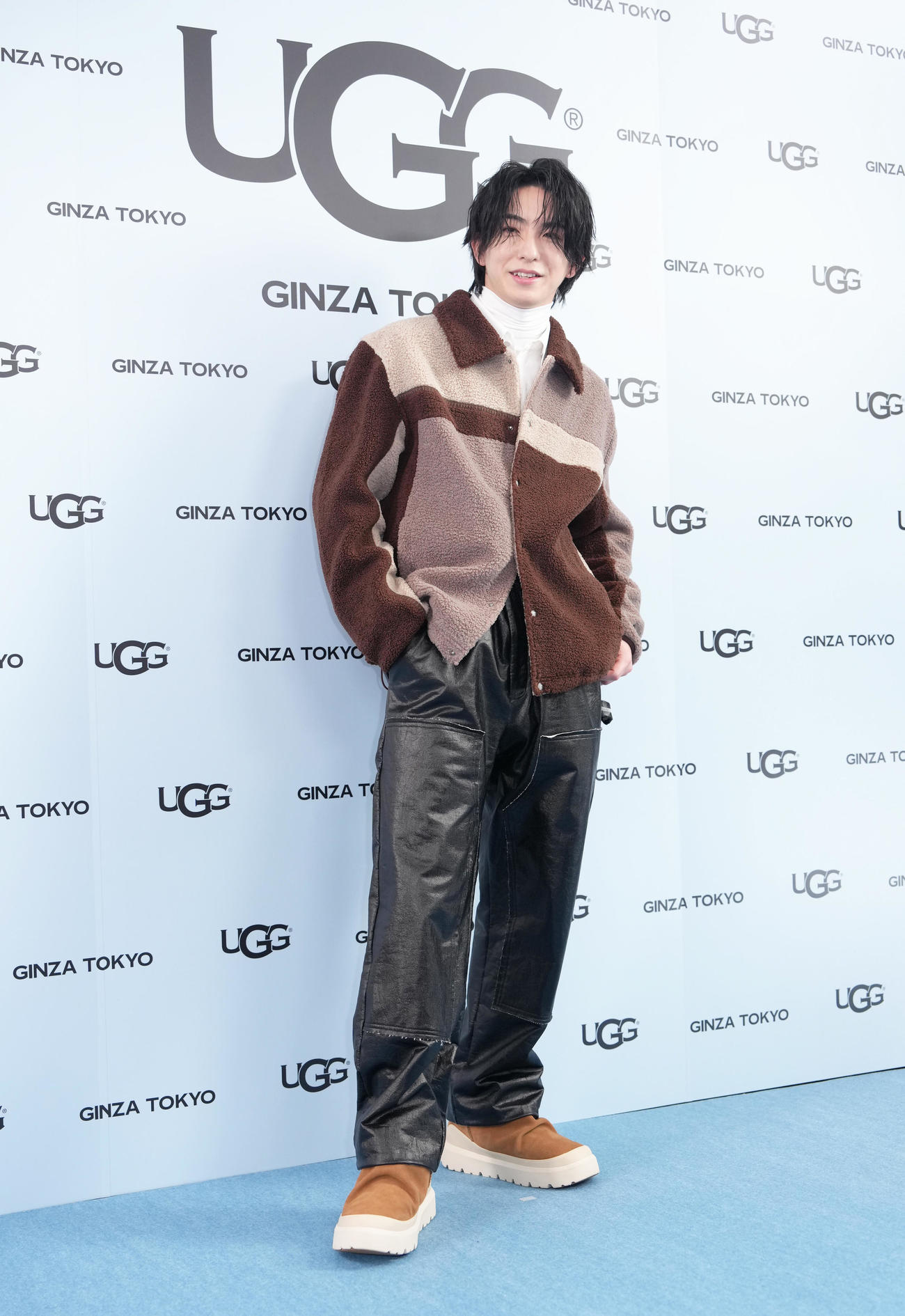 フォトコールに登場した前田公輝（撮影・足立雅史）