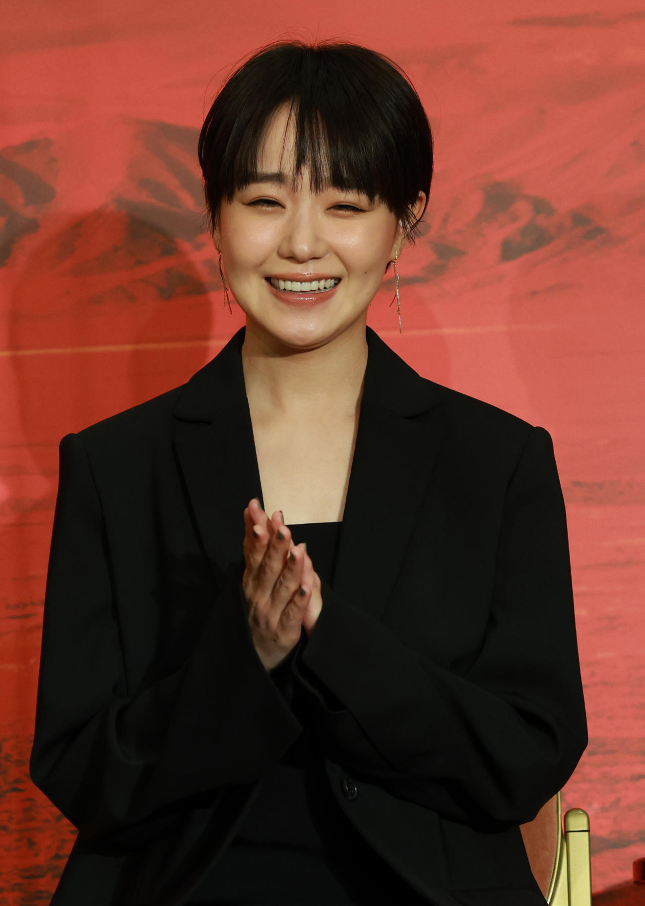 明治座の舞台「大地の子」制作発表に登場した奈緒（撮影・野上伸悟）