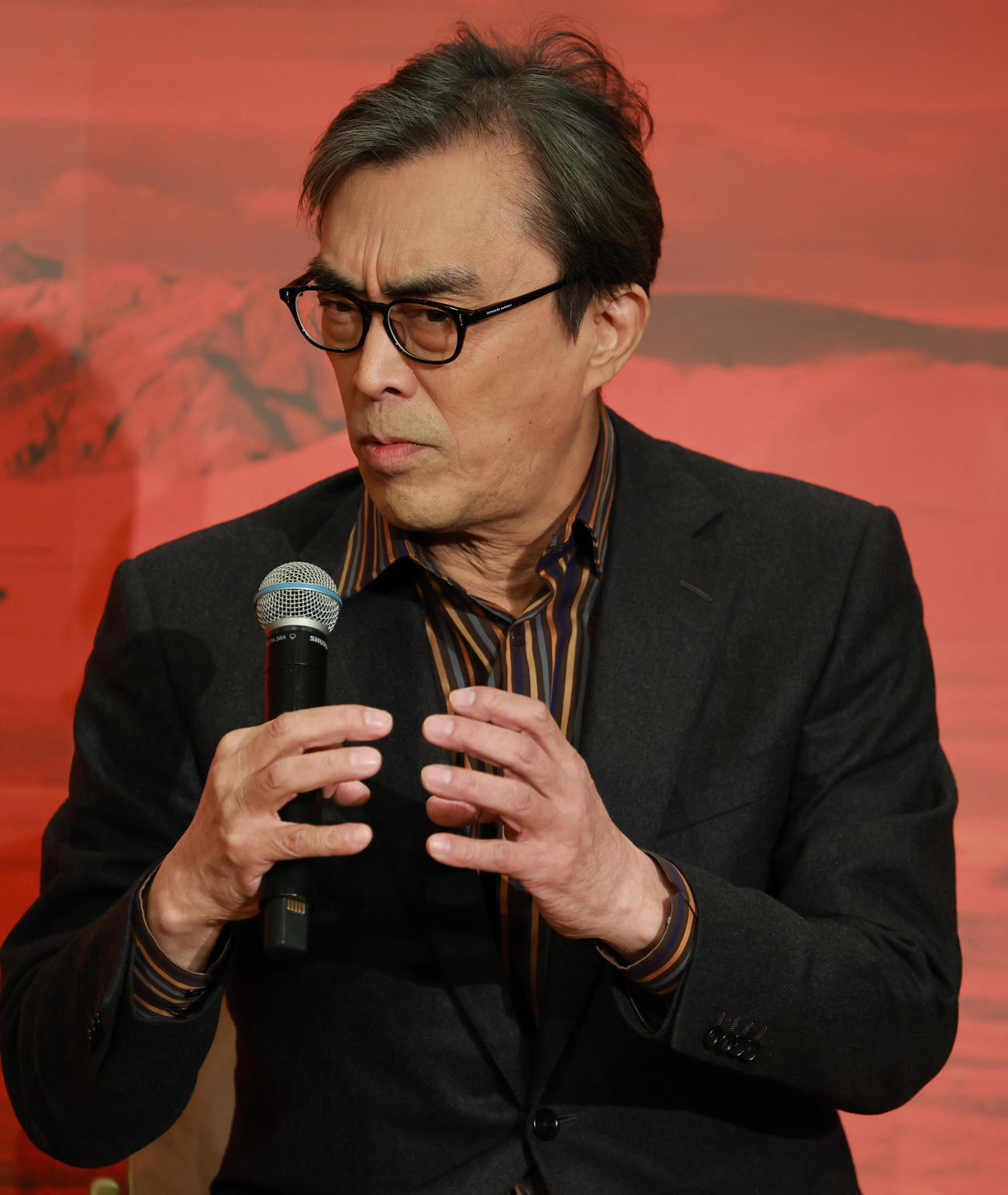 明治座の舞台「大地の子」制作発表に登場した益岡徹（撮影・野上伸悟）