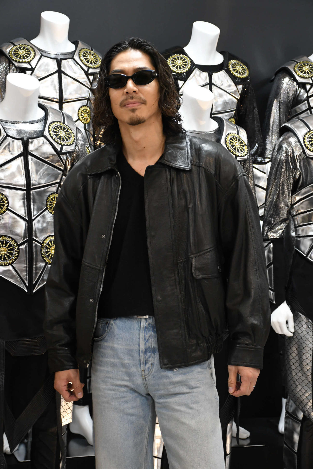 「EXILE COSTUME EXHIBITION 2025～ONE AND ONLY～」の前日取材に応じたEXILE AKIRA（撮影・阪口孝志）
