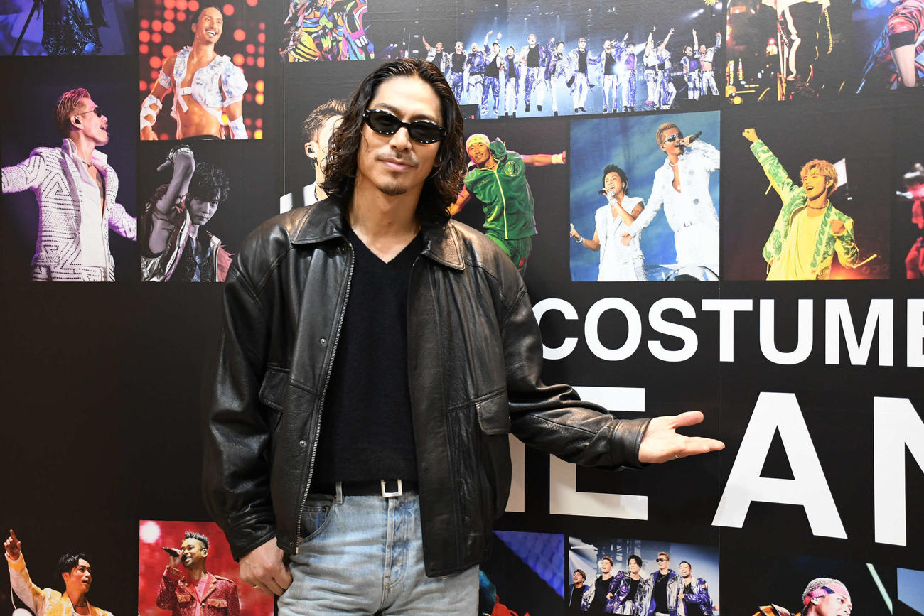 「EXILE COSTUME EXHIBITION 2025～ONE AND ONLY～」の前日取材に応じたEXILE AKIRA（撮影・阪口孝志）