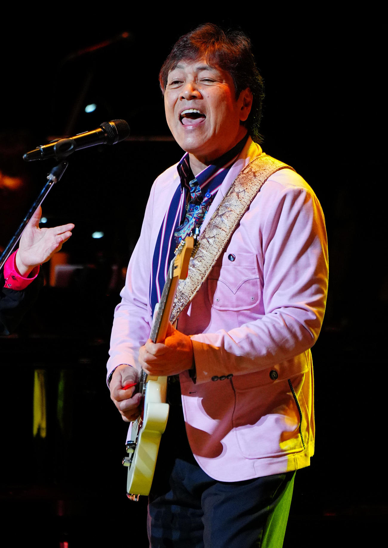 天童よしみ「昭和100年記念・100曲コンサート」にゲスト出演する野口五郎（撮影・垰建太）