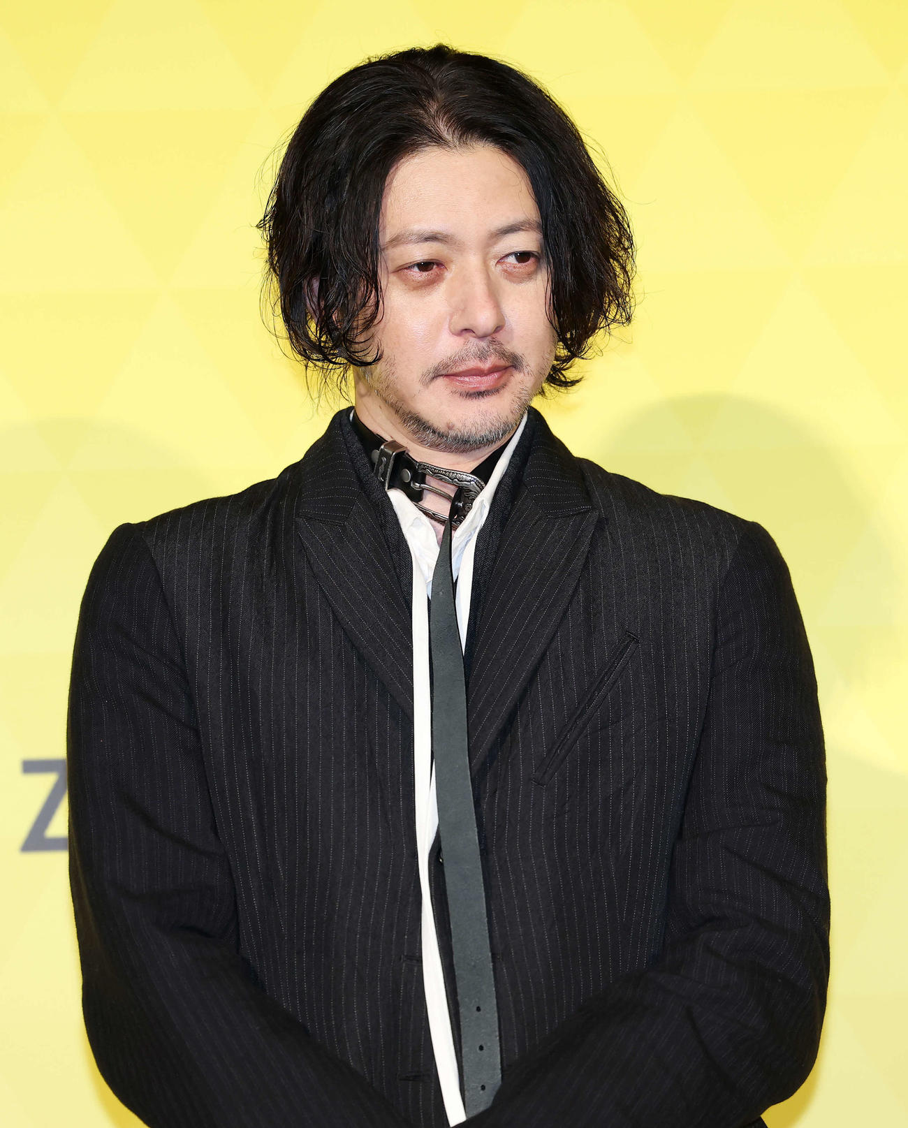 初日舞台あいさつに臨むオダギリジョー（撮影・鈴木正人）
