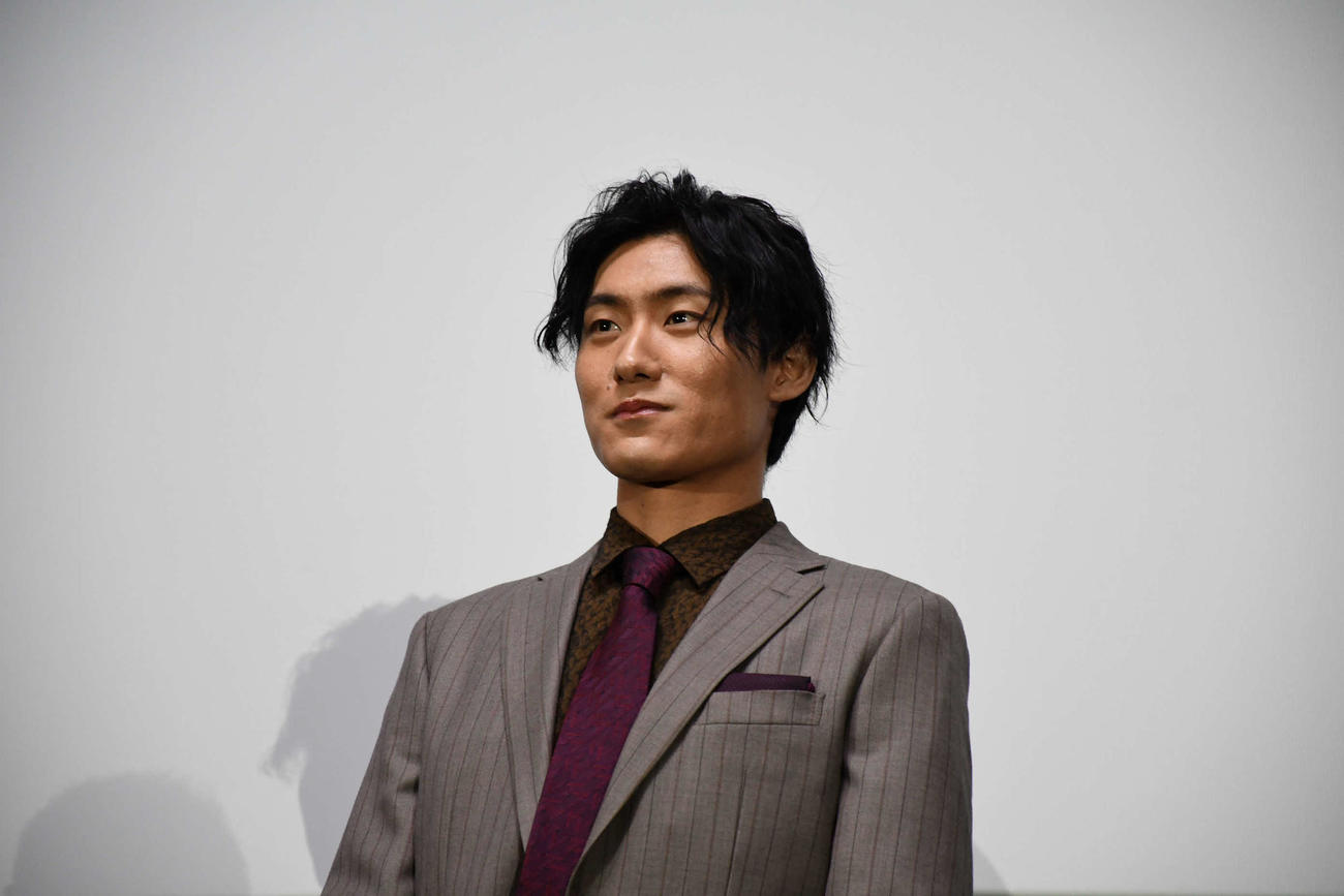 「栄光のバックホーム」公開記念舞台あいさつに登壇した松谷鷹也（撮影・阪口孝志）