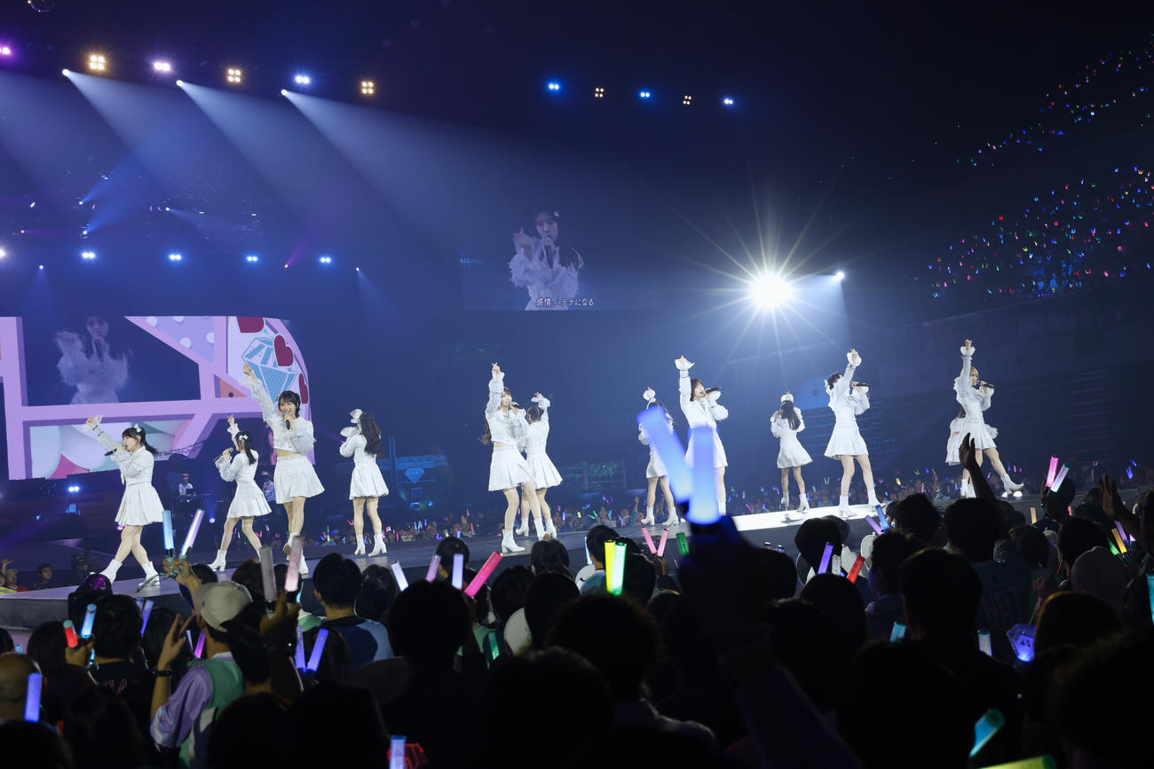 有明アリーナで「特別公演2025」を開催した≠ME　（C）YOANI