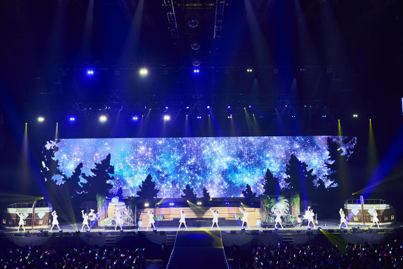 有明アリーナで「特別公演2025」を開催した≠ME　（C）YOANI