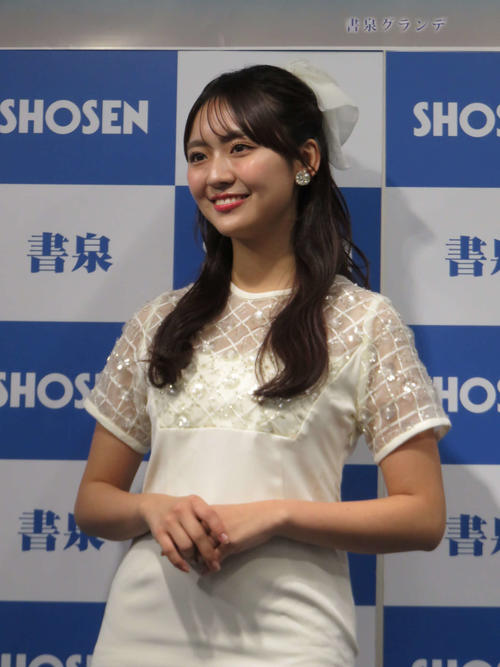 豊田ルナ 直筆サイン カレンダー2点セット 2025・2026 直筆サイン入り'2022年 豊田ルナカレンダー(サイン)｜売買された