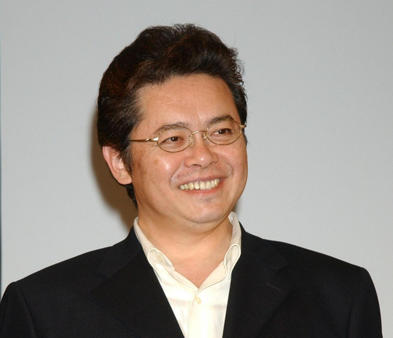 菅原浩志監督（04年5月撮影）