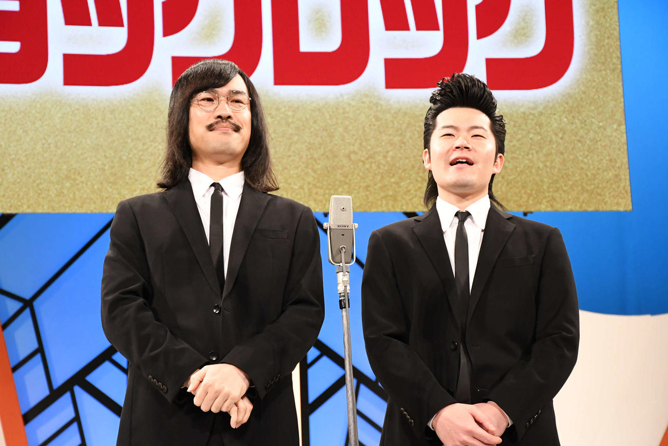 よしもと漫才劇場11周年イベントに登場したジョックロック、福本ユウショウ（左）とゆうじろー（撮影・阪口孝志）