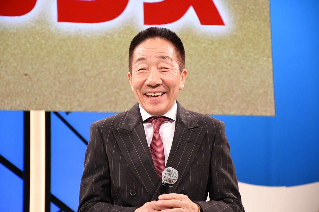 よしもと漫才劇場11周年を喜ぶ中田カウス（撮影・阪口孝志）