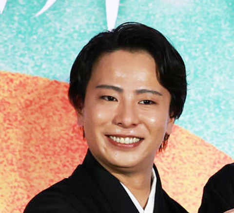一般家庭生まれの中村鶴松が舞鶴襲名「国宝」に自ら重ね「10回くらい離席しそうに」 - 芸能 : 日刊スポーツ