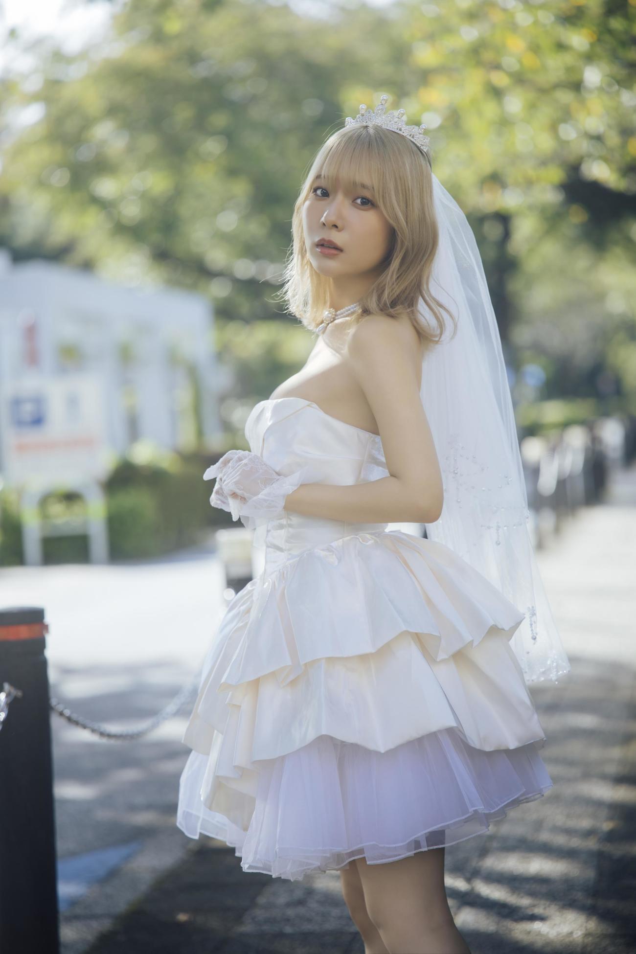 ファースト写真集を発売する＃2i2奥ゆい　KADOKAWA／横山マサト